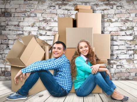 Local moving truck for residential and commercial moves in Tobelgium