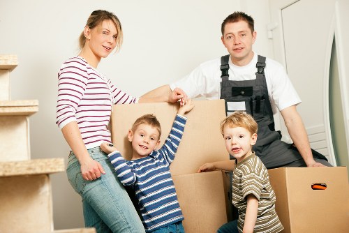 Furniture pick-up service for homes and apartments in Tobelgium