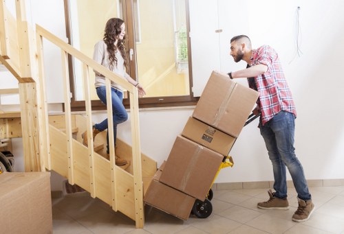 Local moving helper navigating Tobelgium streets and parking