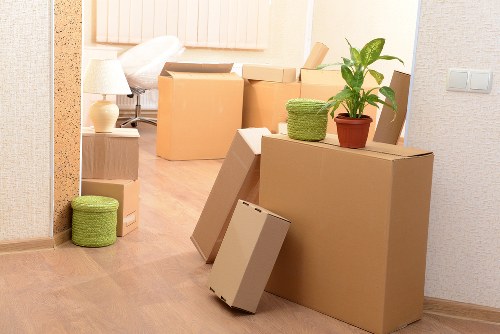 Removal van and boxes for a home move in Tobelgium